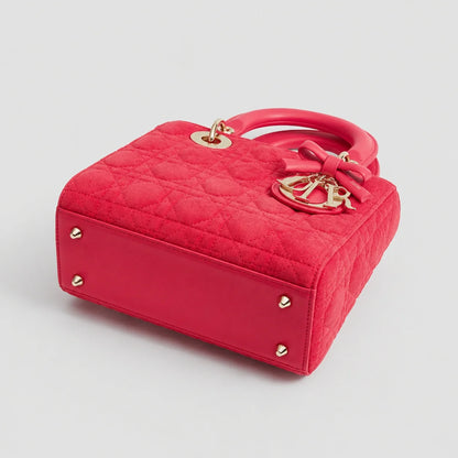Lady Dior Cannage Veloursleder Rose Peony — Beschläge Detailansicht | Luren Authentisch